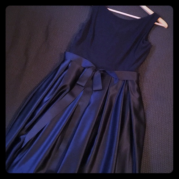 Betsy & Adam Dresses & Skirts - Navy Ballgown